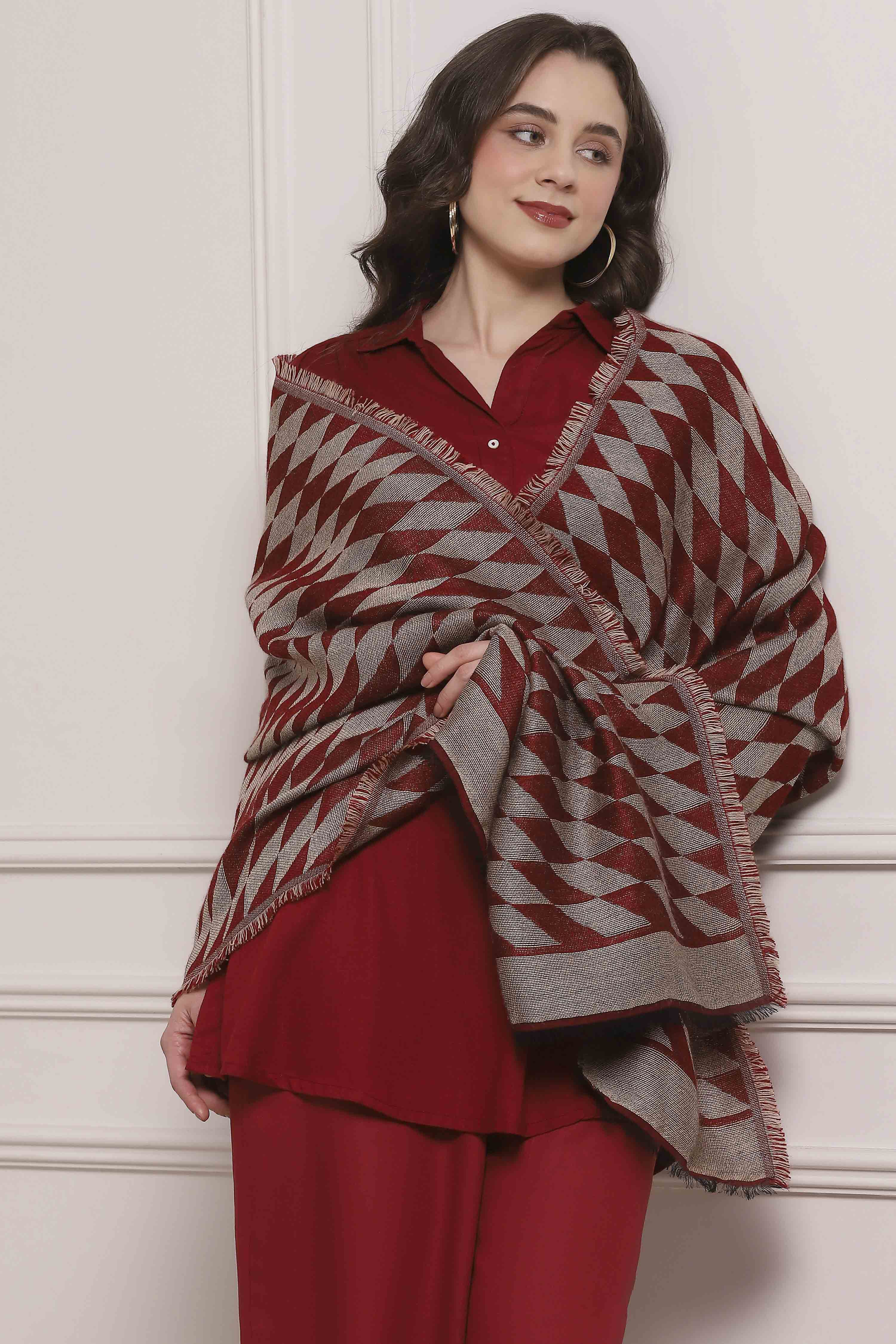 Maroon Woolen Yarn-Dyed Printed Winter Stole image number 0