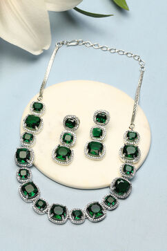 Emerald Green Brass Necklace Set image number 0