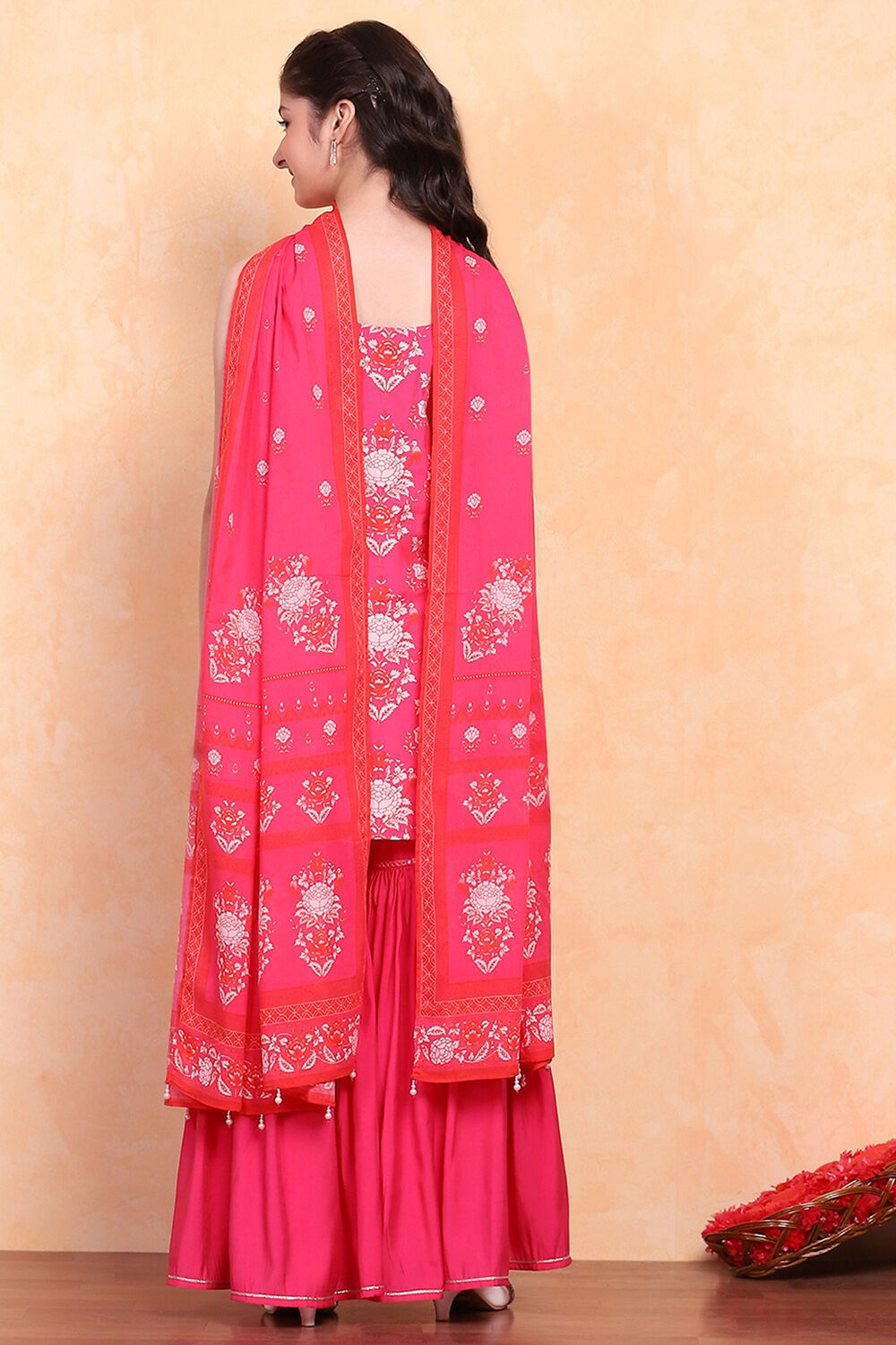 Pink Floral Printed Straight Suit Set image number 5