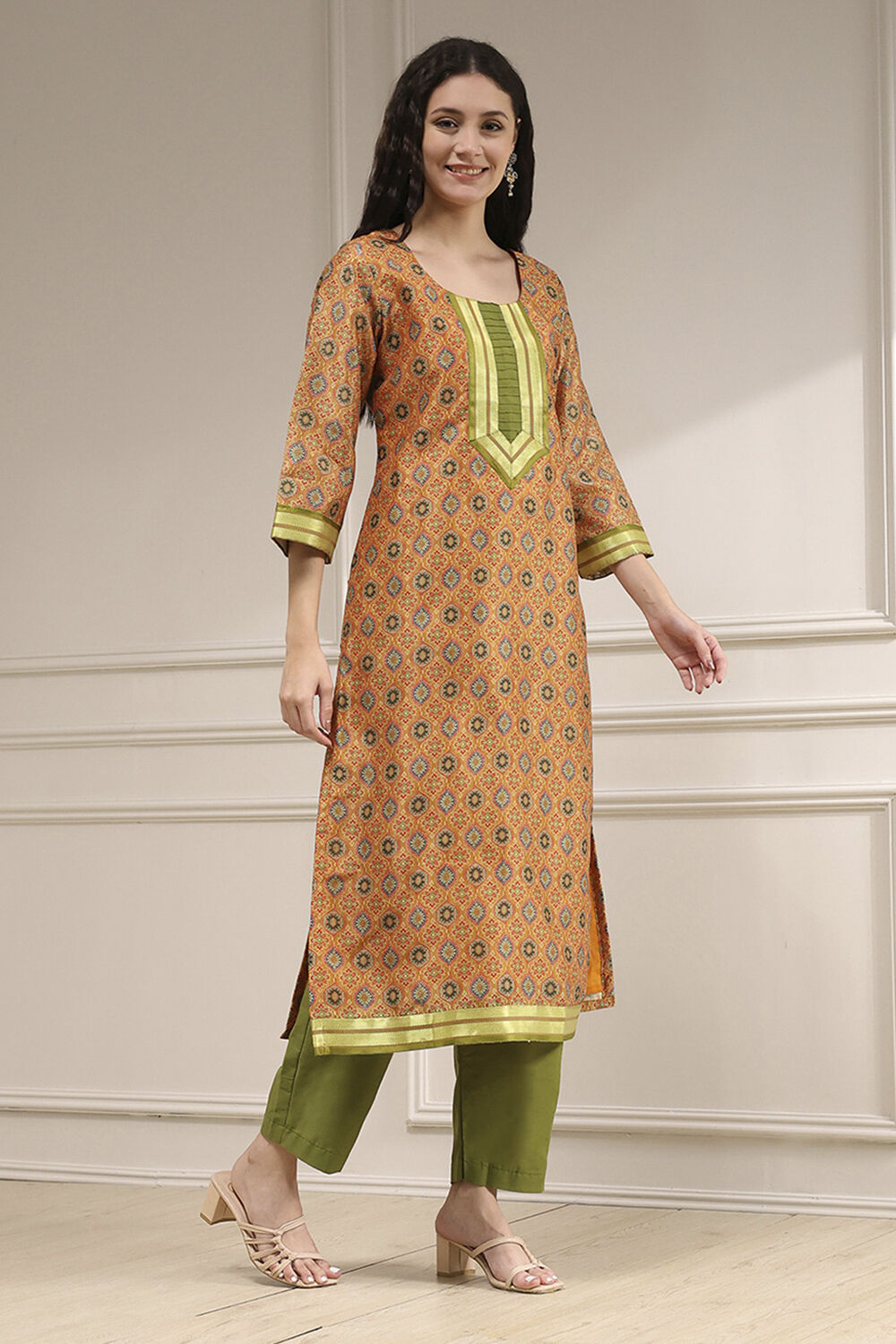 Black Viscose Rayon Digital Print Unstitched Suit Set image number 6