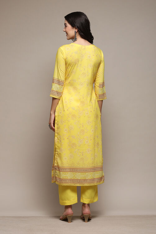 Yellow Silk Blend Digital Print Unstitched Suit Set image number 6