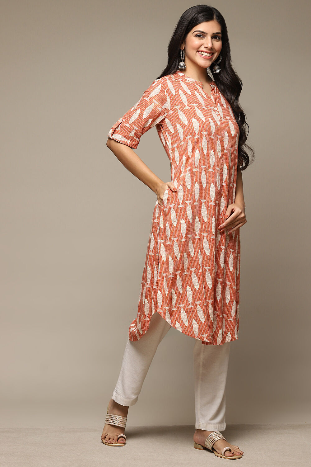 Orange Rayon Straight Printed Kurta image number 4