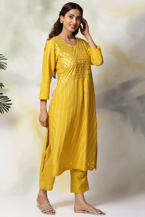 Mustard Rayon Straight Kurta Pants Set image number 4