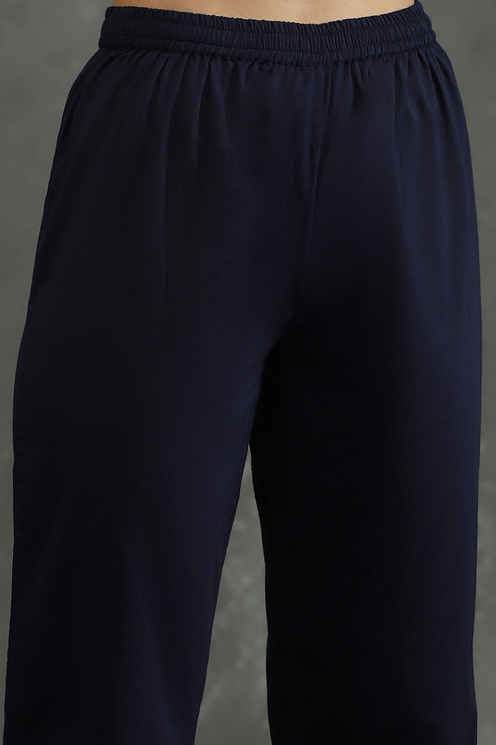 Indigo Silk Chanderi Floral Printed Straight Kurta Set image number 2