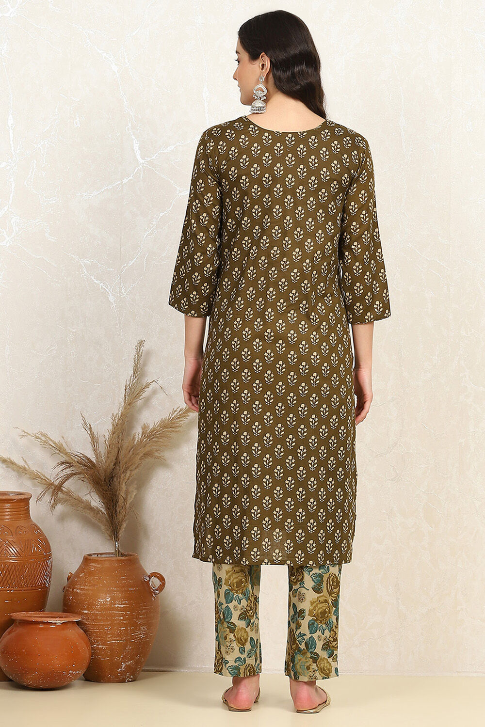 Green Cotton Printed Unstitched Suit Set image number 5