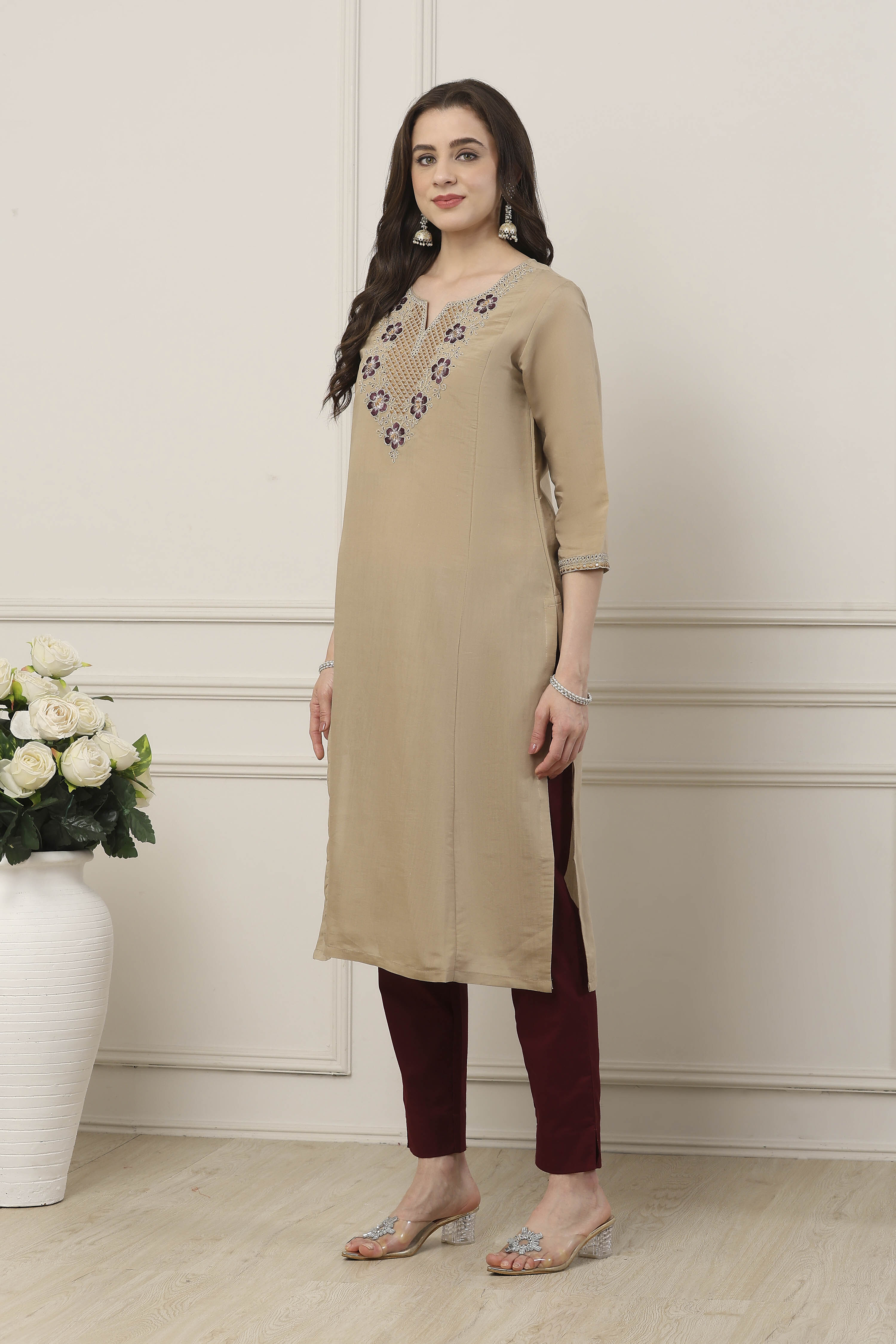 Beige Polyester Blend Straight Dyed Kurta image number 2