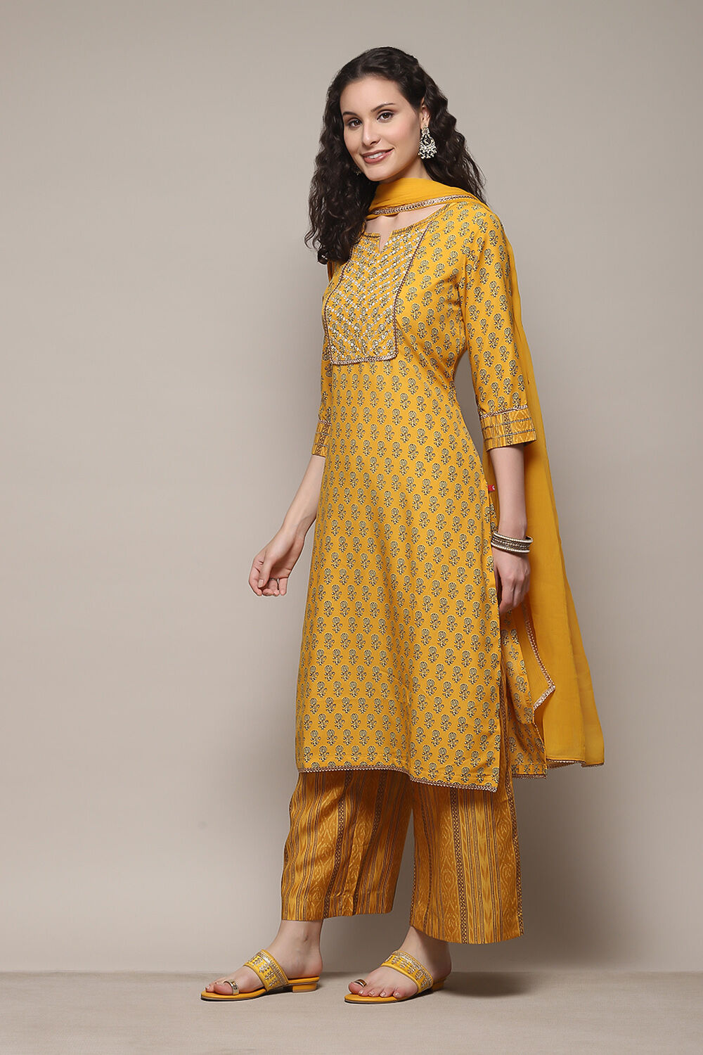 Teracota Poly Chiffon Straight Printed Kurta Palazzo Suit Set image number 5