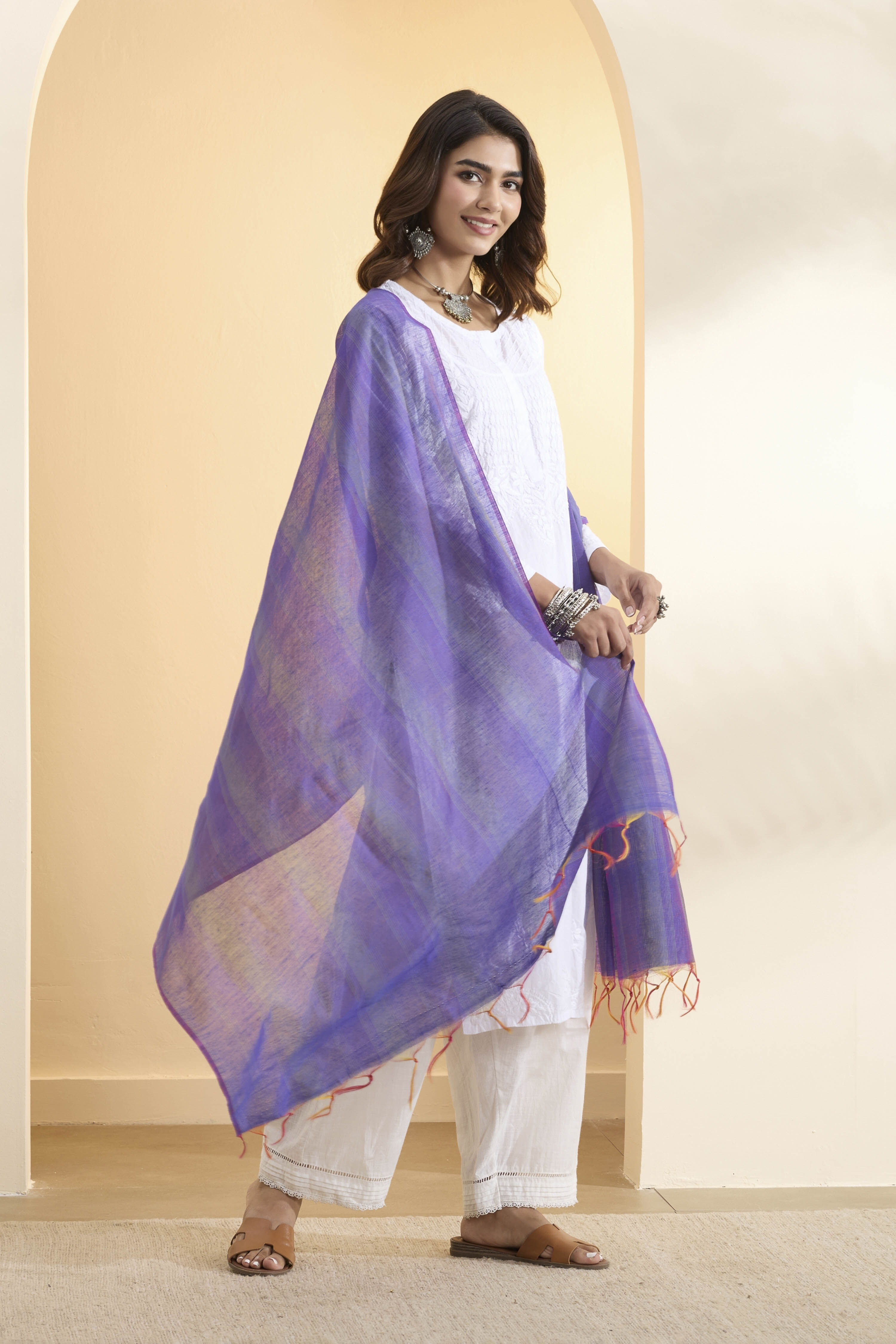 Purple Poly Loom Solid Dupatta image number 2