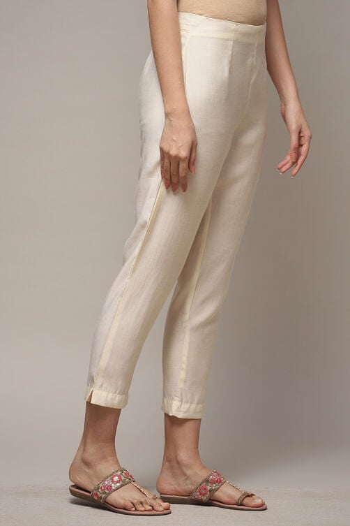 White Cotton Blend Slim Pant image number 3
