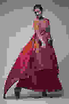 Red Cotton Blend Garara Suit Set image number 0