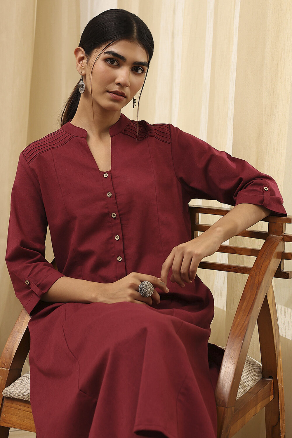 Black Cotton Blend Solid Straight Kurta image number 0