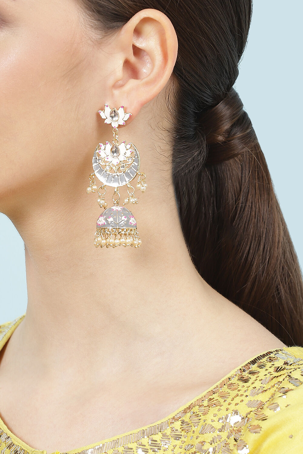 Grey Alloy Earrings image number 1