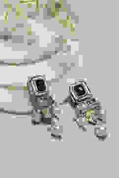 Black Brass Drop & Danglers image number 0