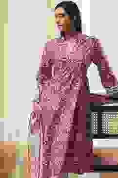 Red Cotton Printed Gathered Suit Set image number 7