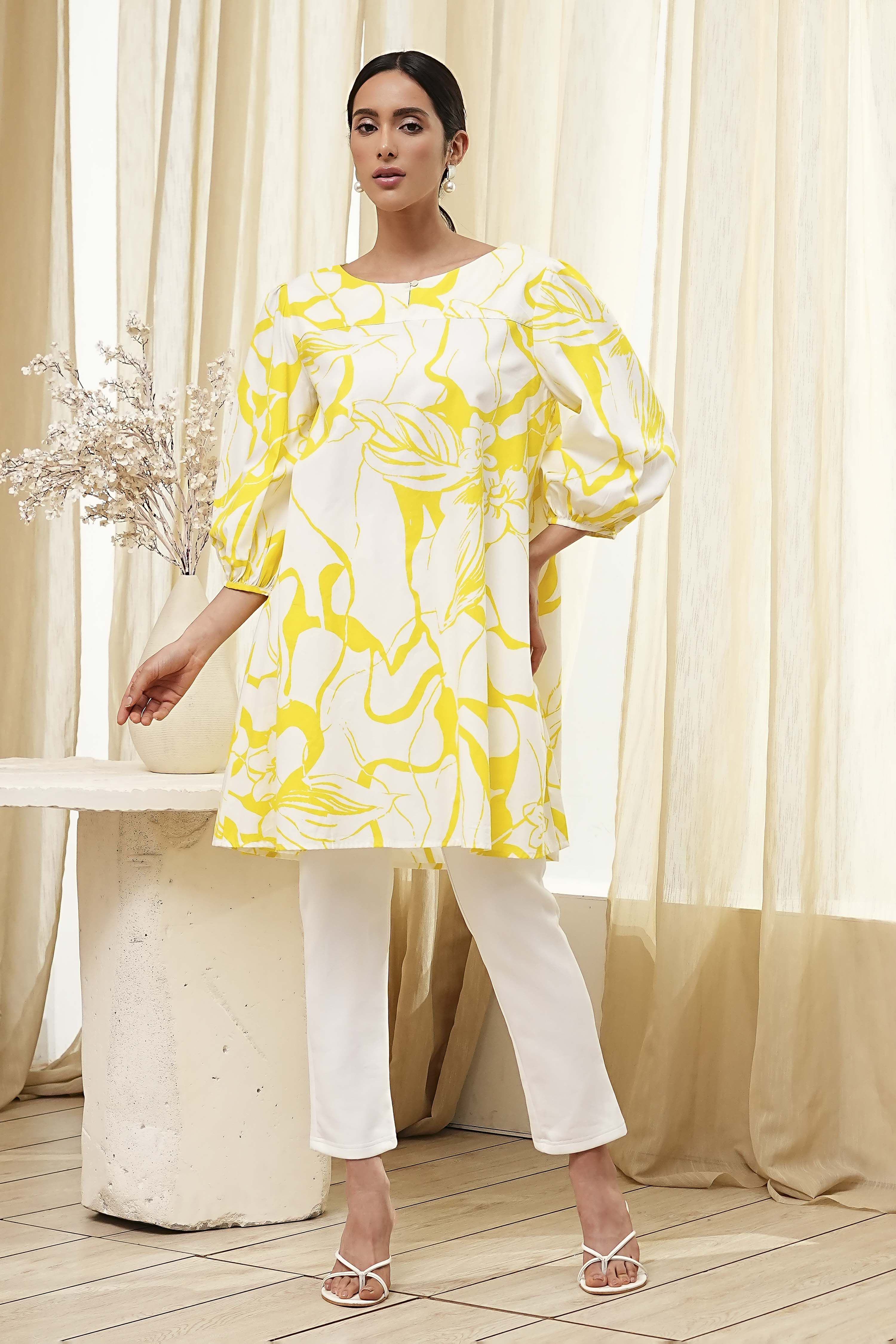 Lime and White Cotton Relaxed Short Kurta image number 5