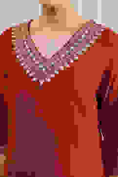 Red Solid Straight Kurta image number 1