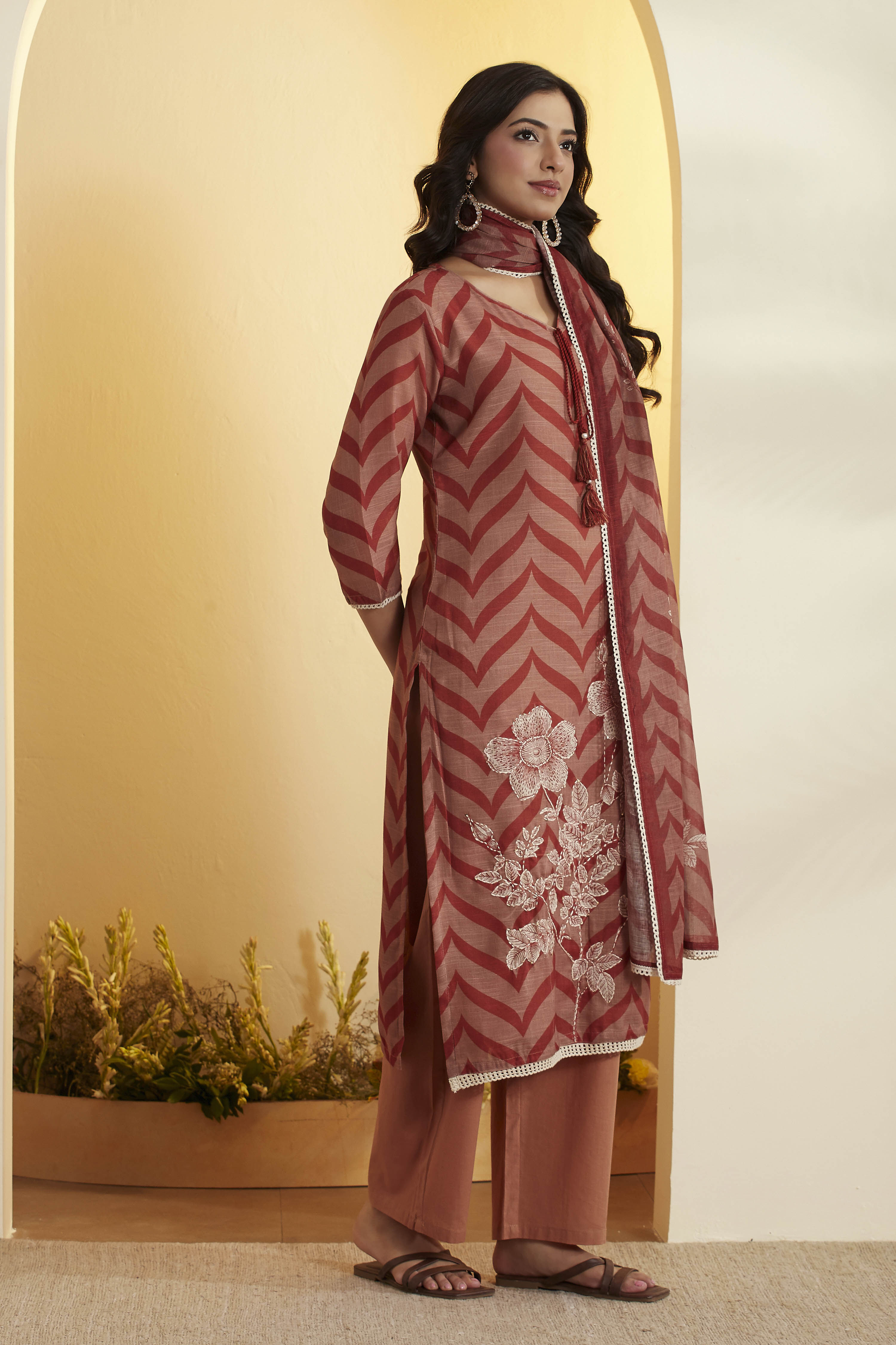 Teal Floral Printed Poly Linen Kurta Set image number 2