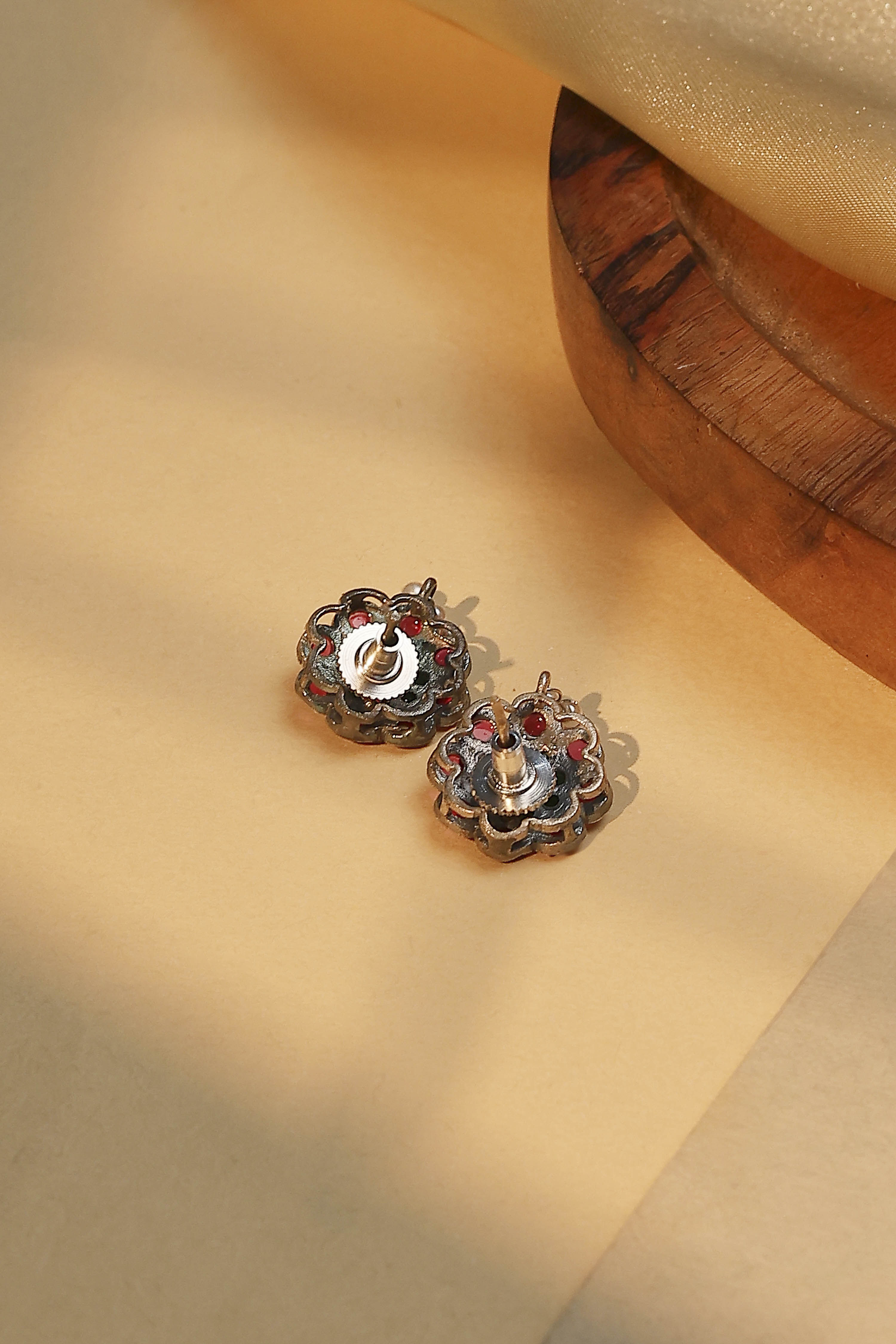 Green Pink Brass Studs image number 2