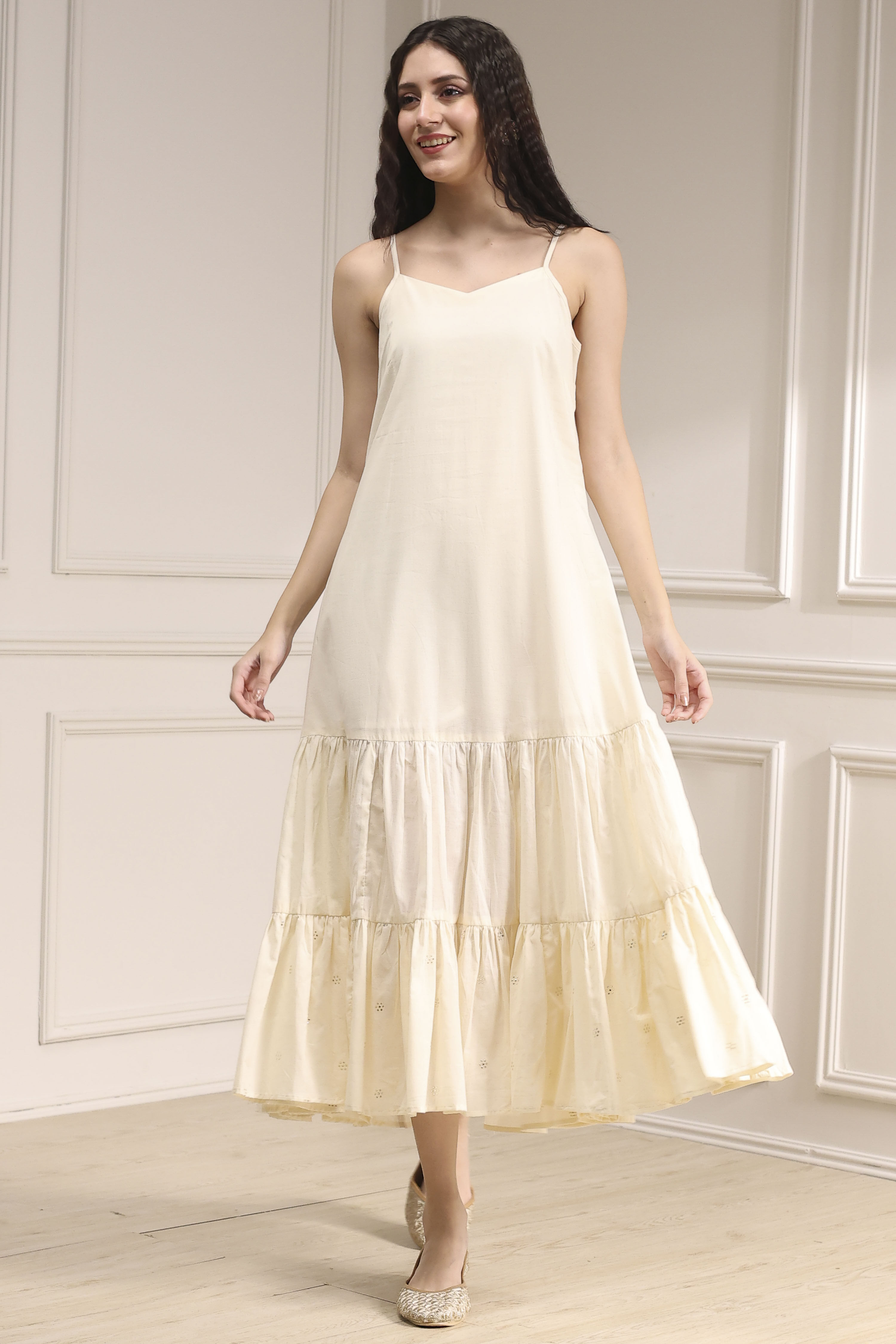 Off White Cotton Layered Suit Set image number 6