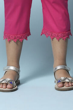 Pink Cotton Blend Capris image number 6