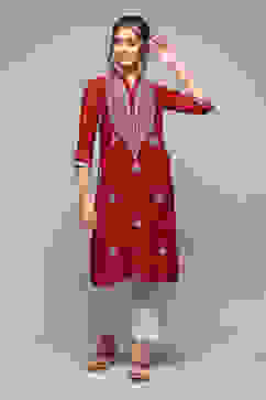 Green & Maroon Polyester Straight Yarndyed Kurta image number 0