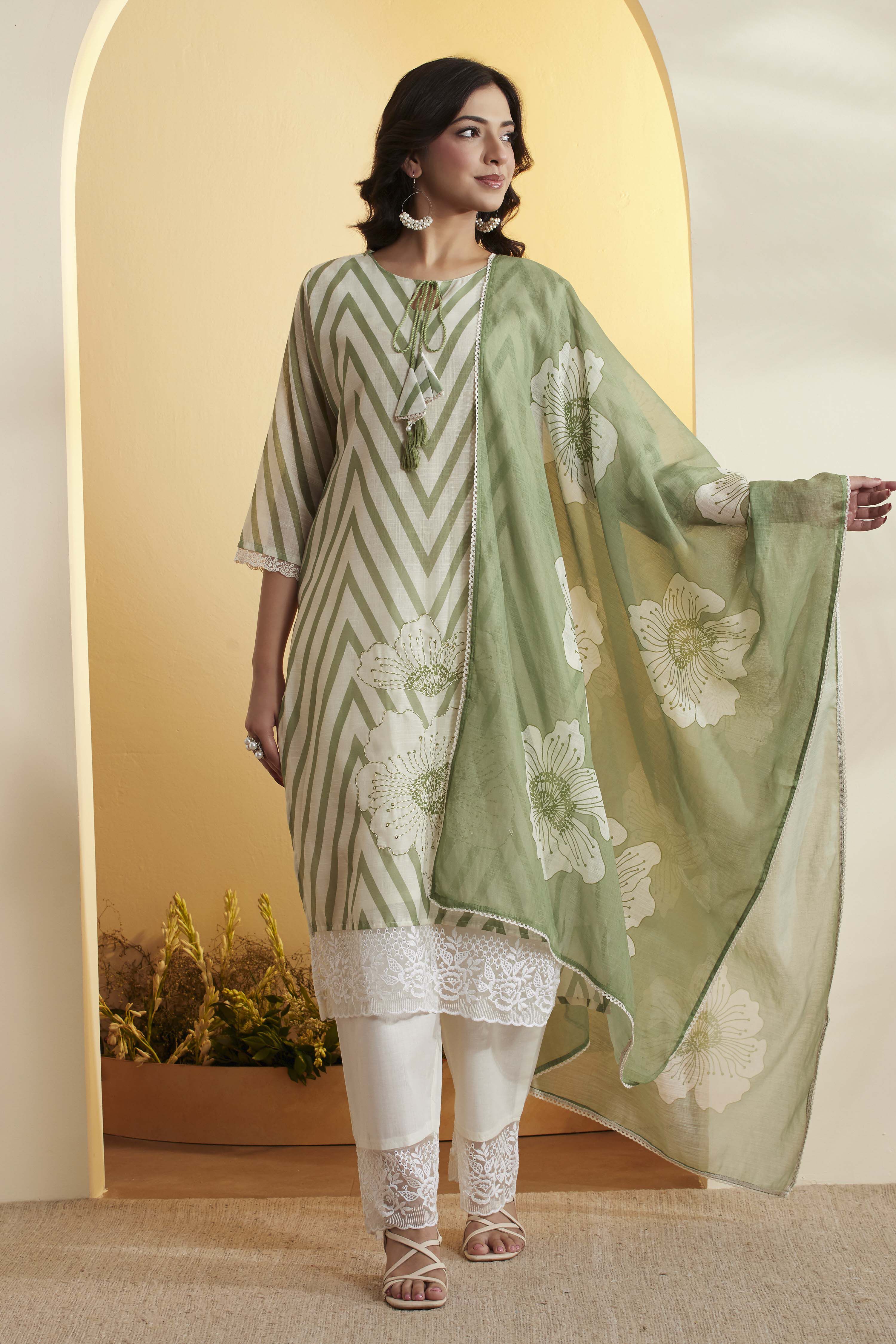 Mehendi Green Printed Poly Linen Kurta Set image number 6
