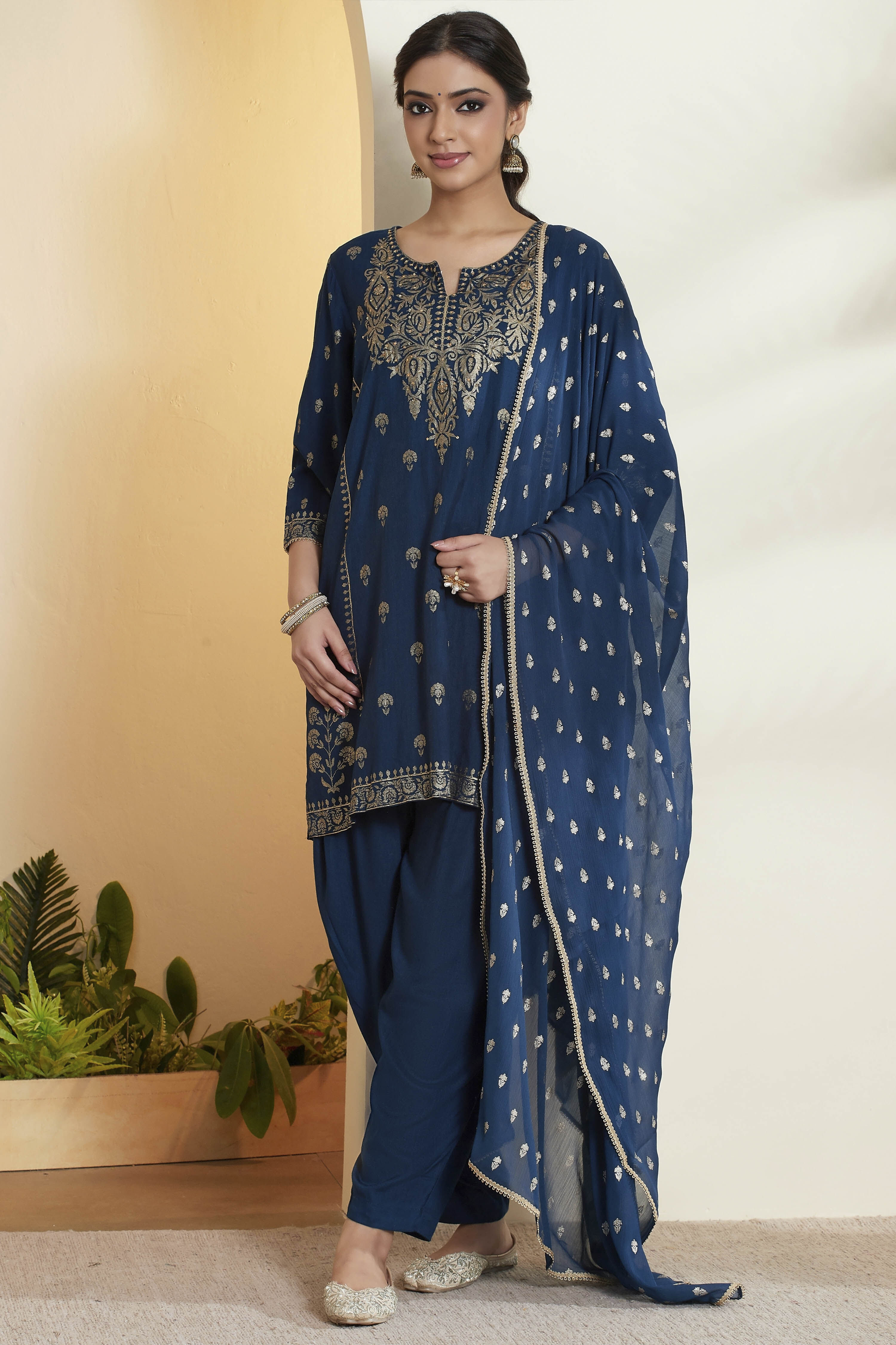 Blue Viscose Blend Straight Suit Set image number 0