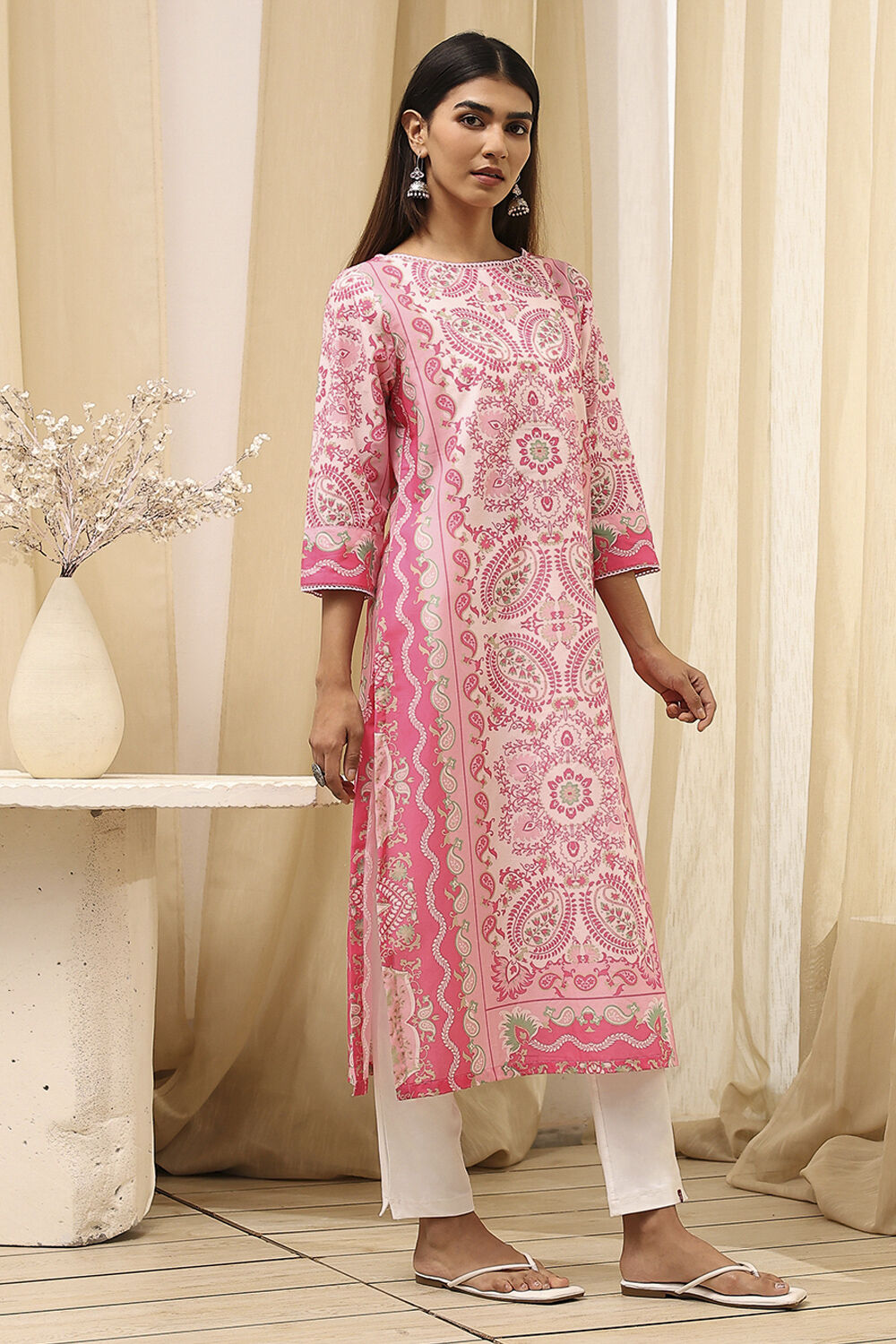 Blue and White Cotton Printed Straight Kurta image number 3