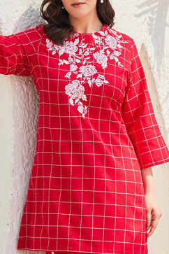 Red Cotton Straight Suit Set image number 1