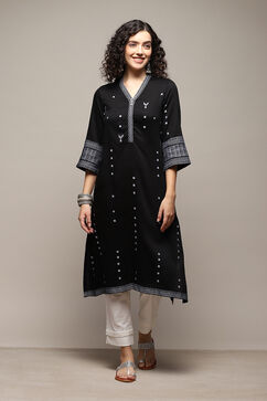 Black Poly Cotton Flared Yarndyed Kurta image number 5