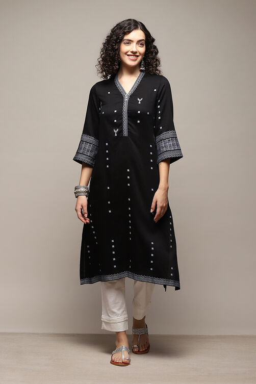 Black Poly Cotton Flared Yarndyed Kurta image number 5