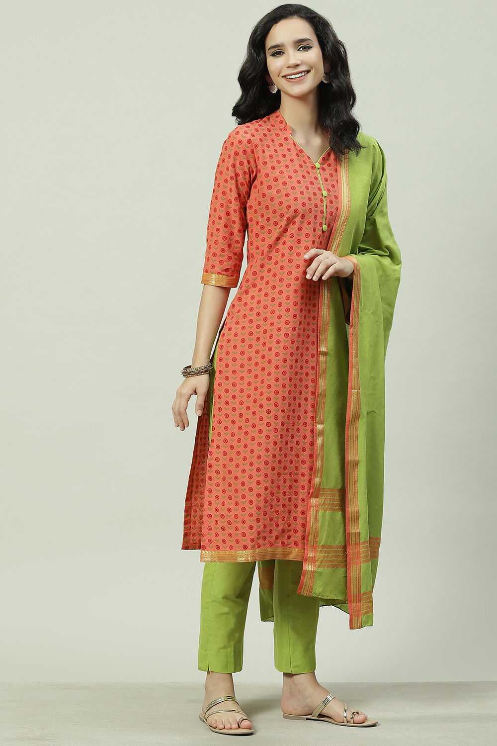 Pink Cotton Unstitched Suit Set image number 6