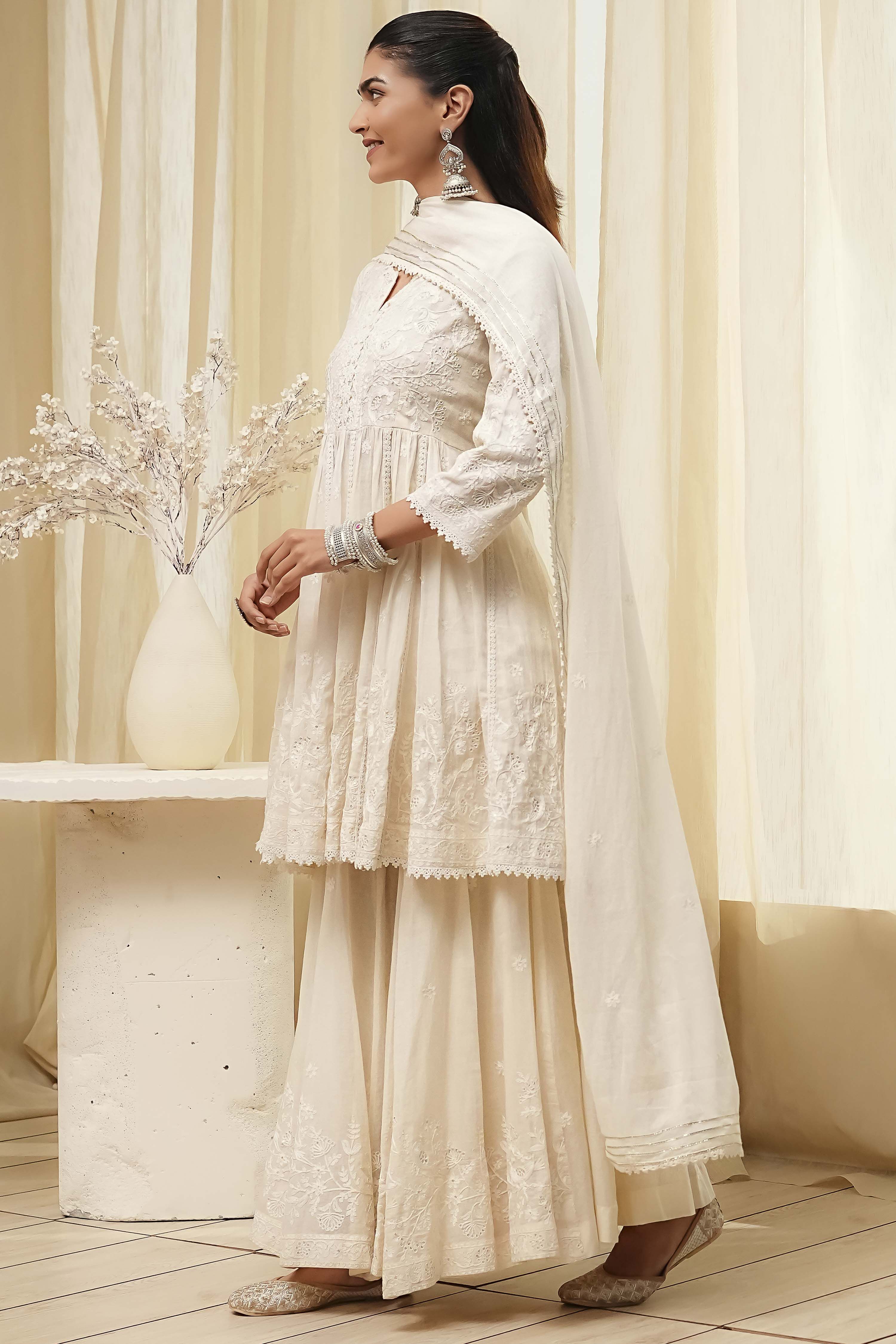 Off-White Cotton Embroidered Flared Suit Set image number 3