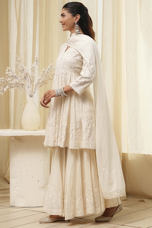 Off-White Cotton Embroidered Flared Suit Set image number 3