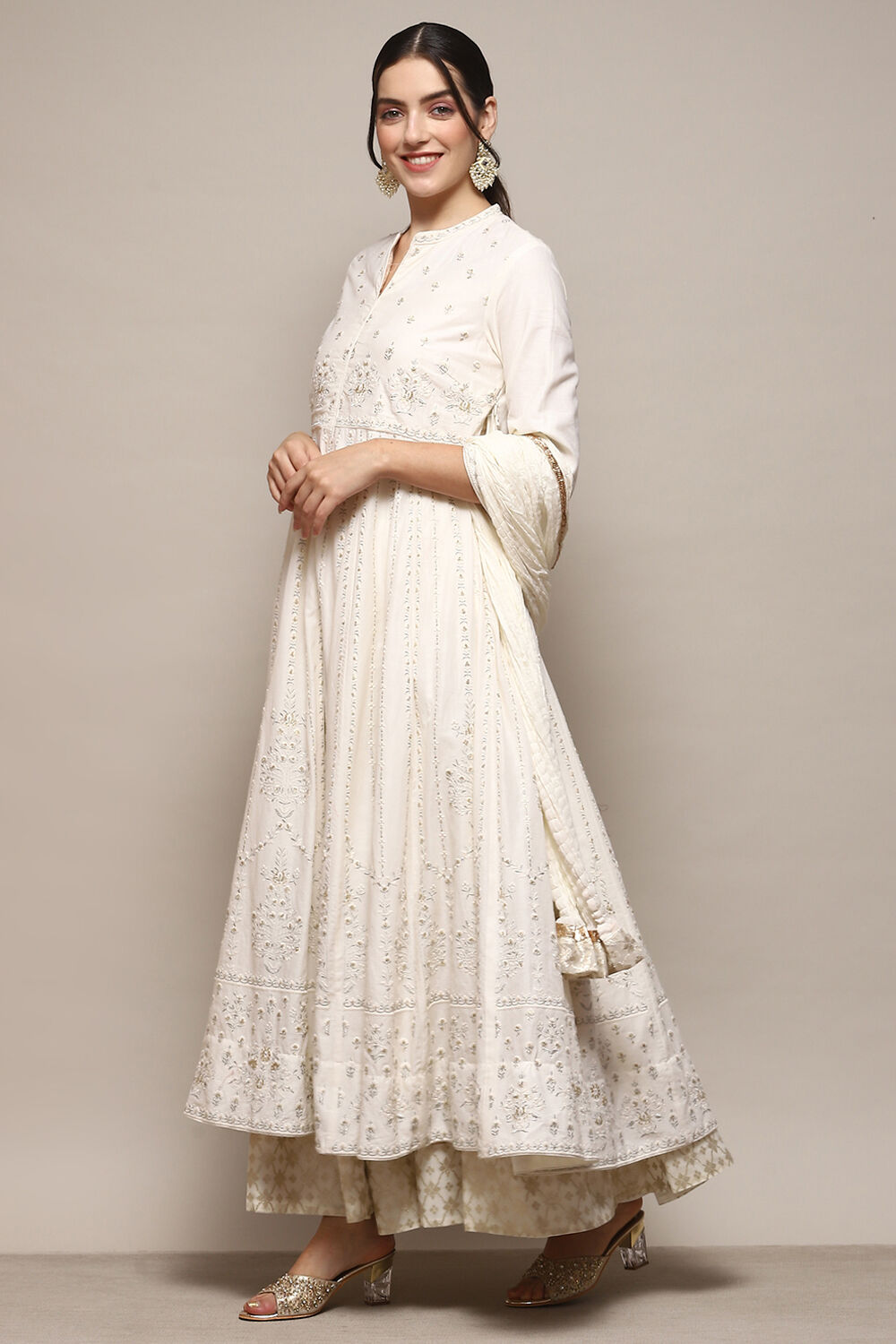 Off White Cotton Anarkali Kurta Skirt Suit Set image number 4