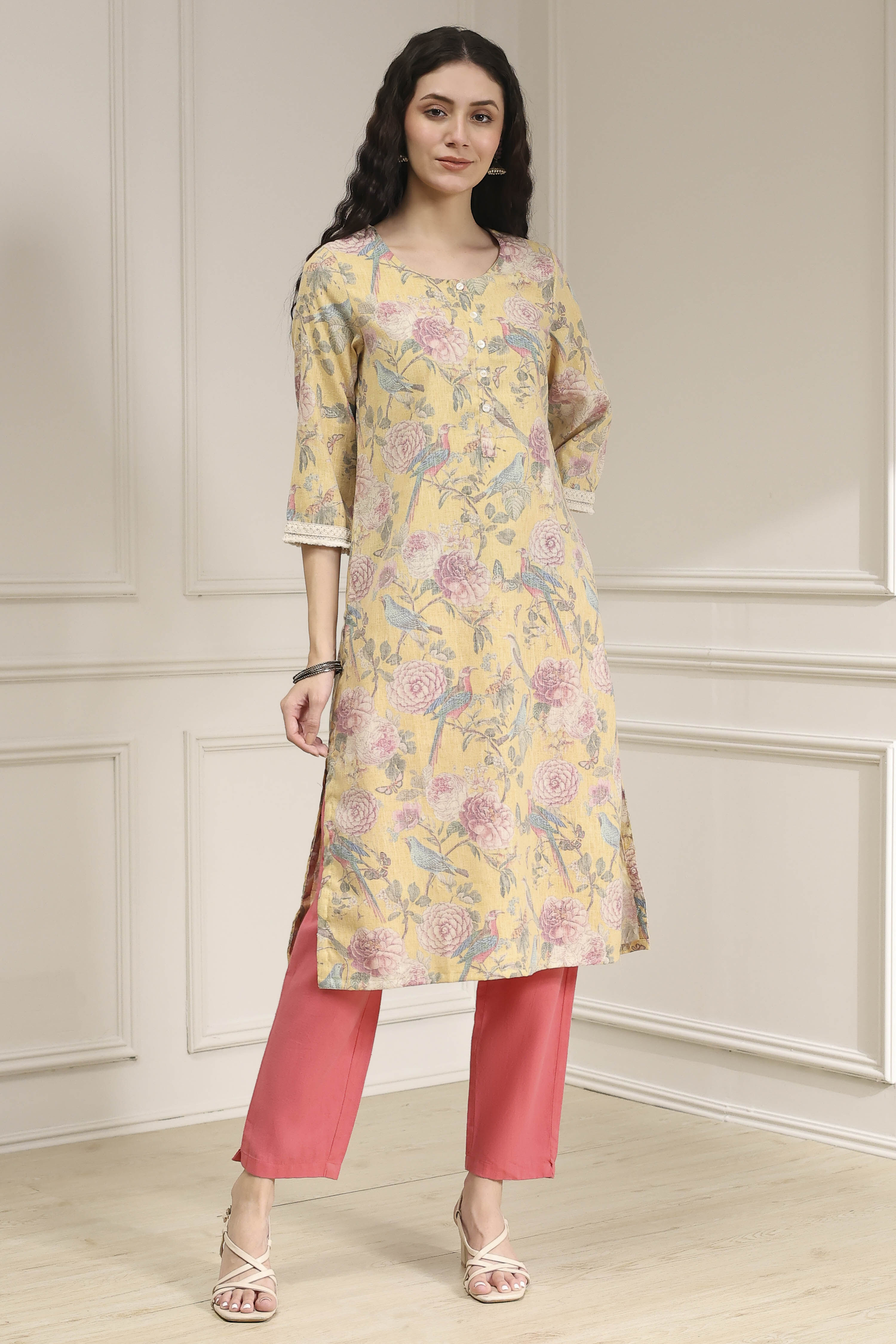 Yellow Cotton Blend Printed Straight Kurta image number 5