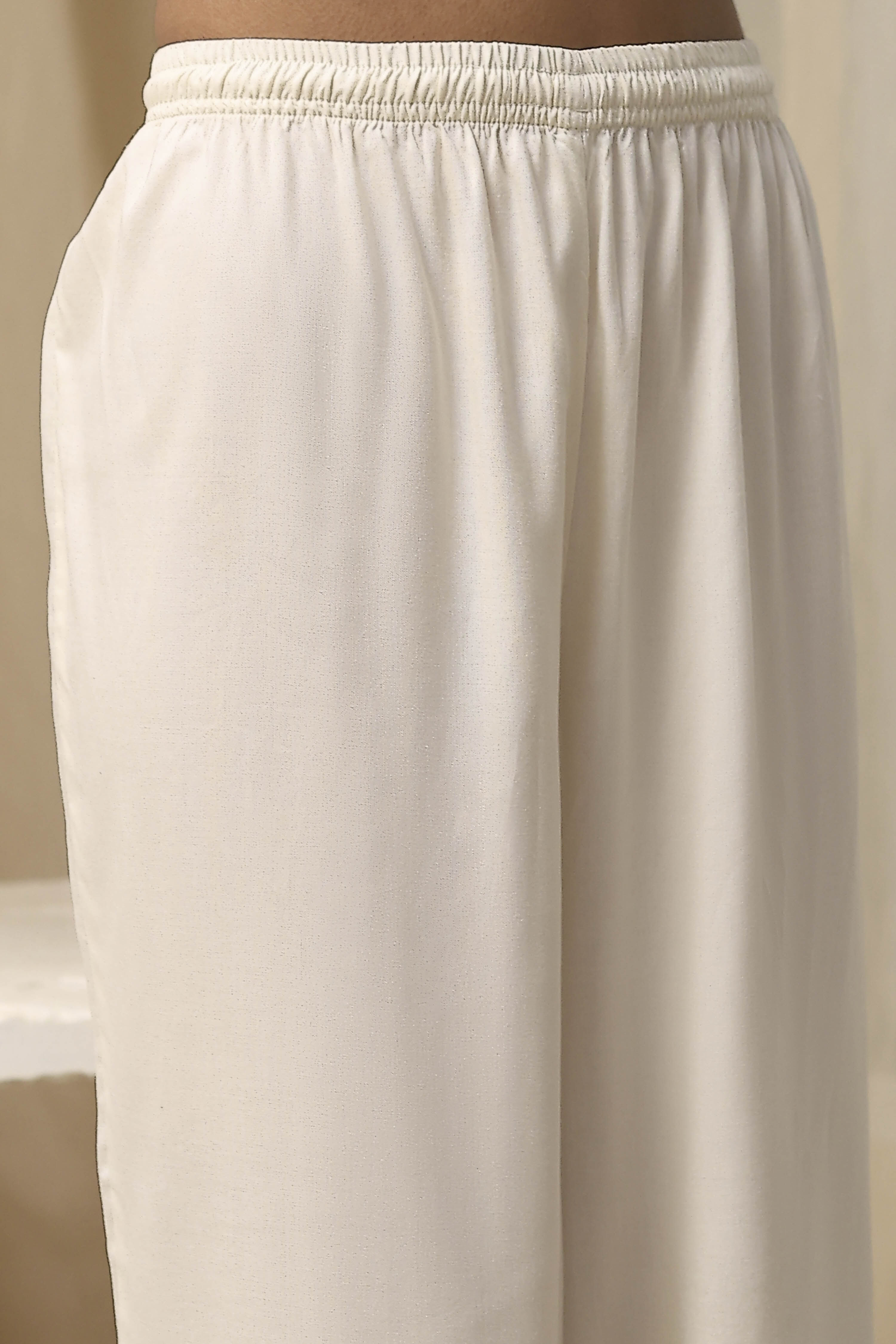 Cream-Colored Viscose Embellished Gathered Suit Set image number 2