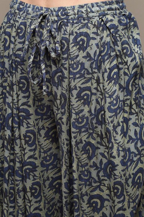 Batik Blue LIVA Printed 2 Piece Set image number 2