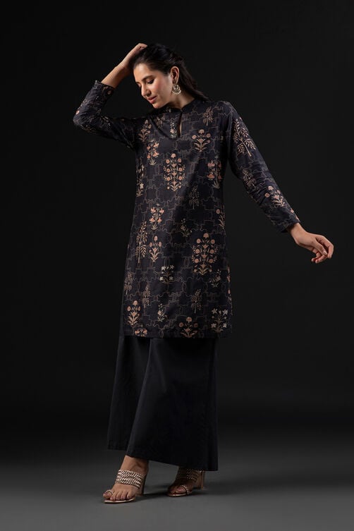 Rohit Bal Black Cotton Silk Straight Printed Kurta Set image number 7