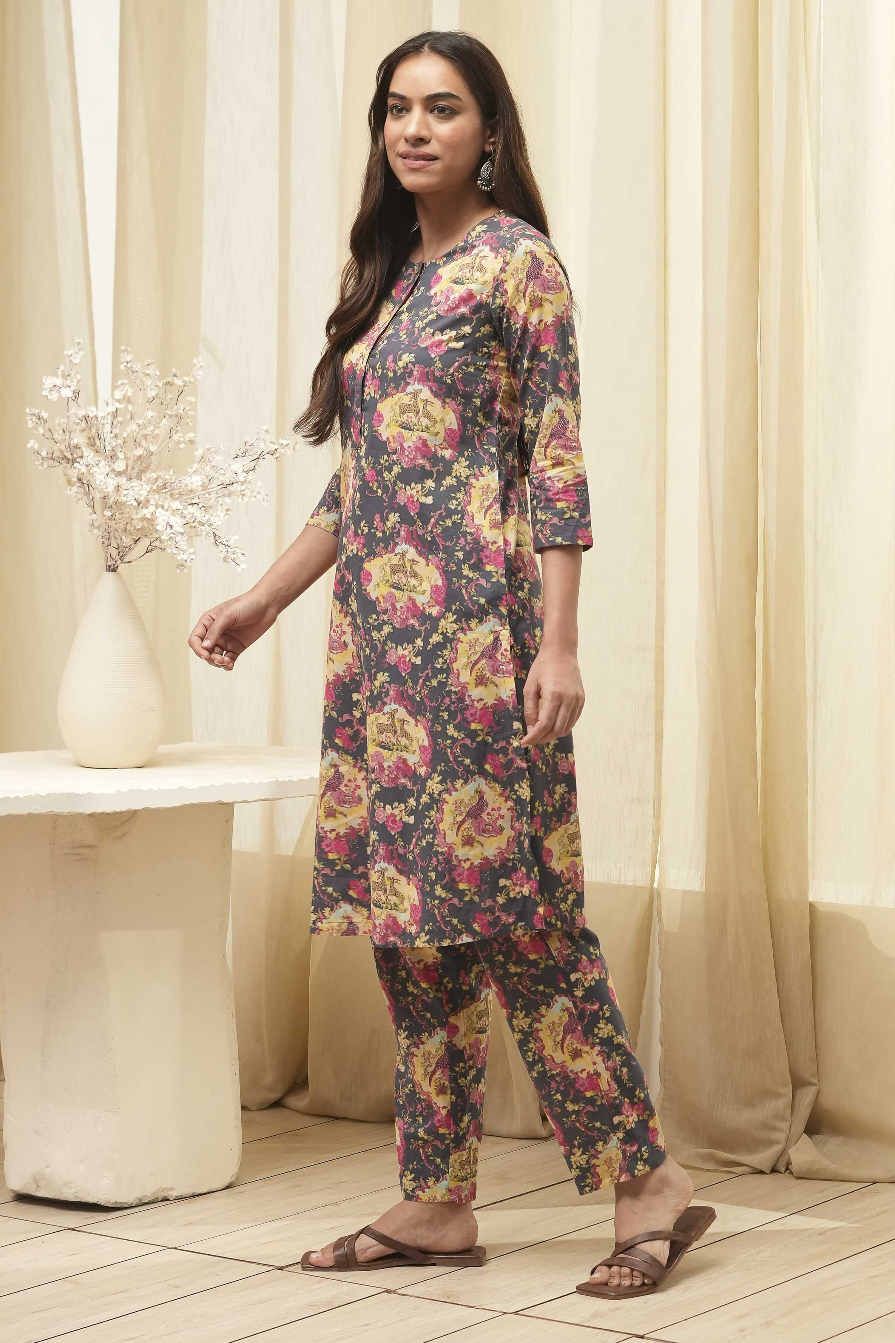Mustard Cotton Straight Kurta Relaxed Pant Suit Set image number 3