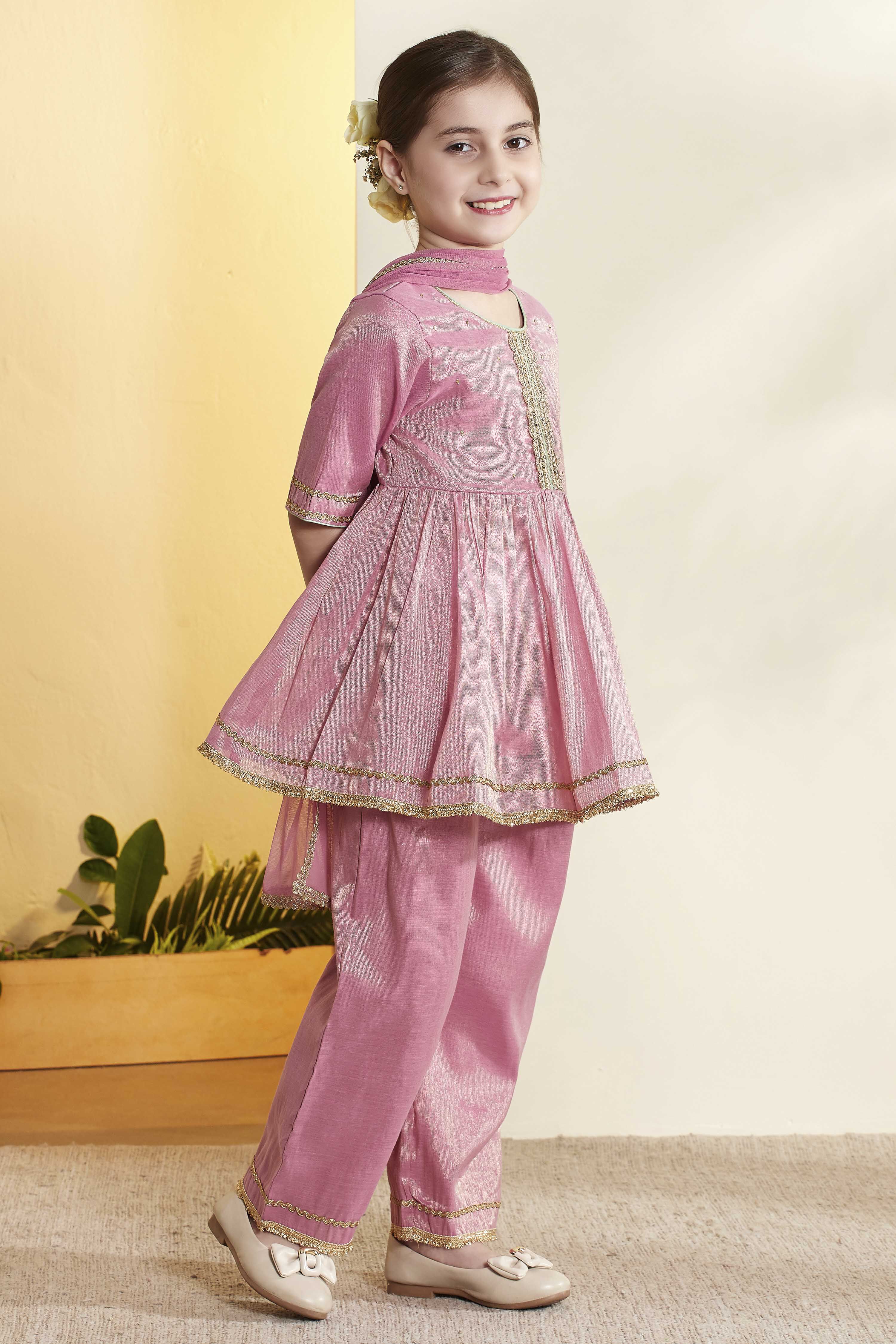 Pink Solid Peplum Viscose Rayon Kurta Set image number 4