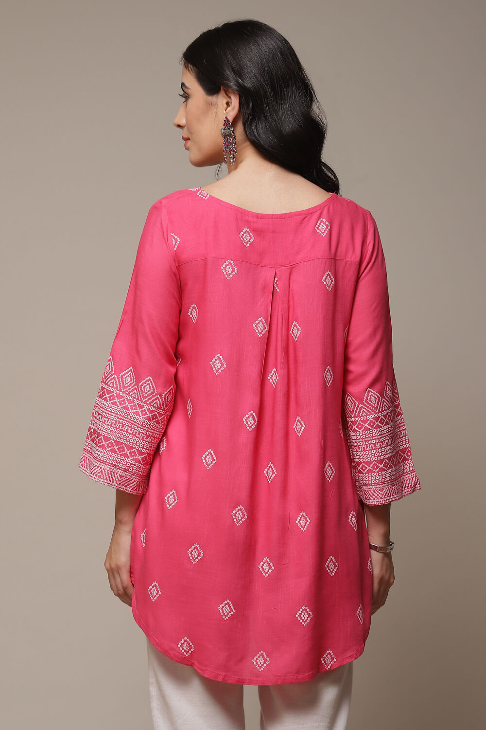 Pink Printed Short Kurta image number 2