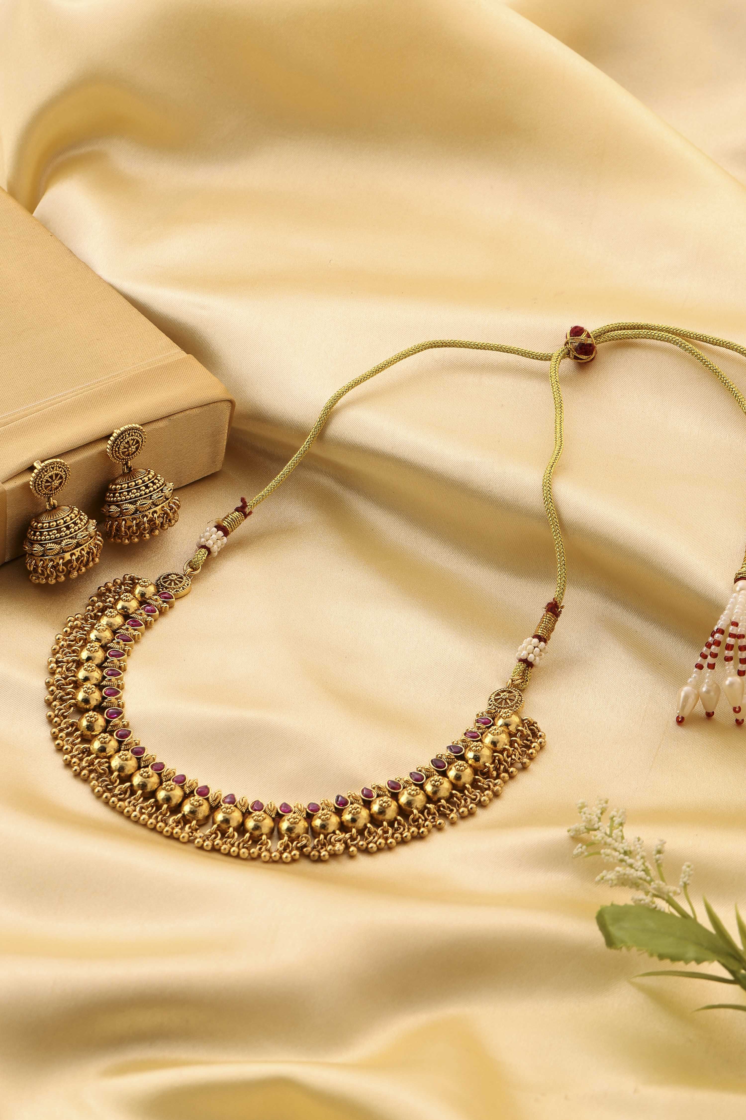 Red Brass Choker image number 0