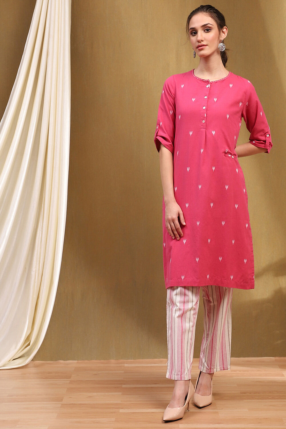 Orange Cotton Printed Straight Suit Set image number 6