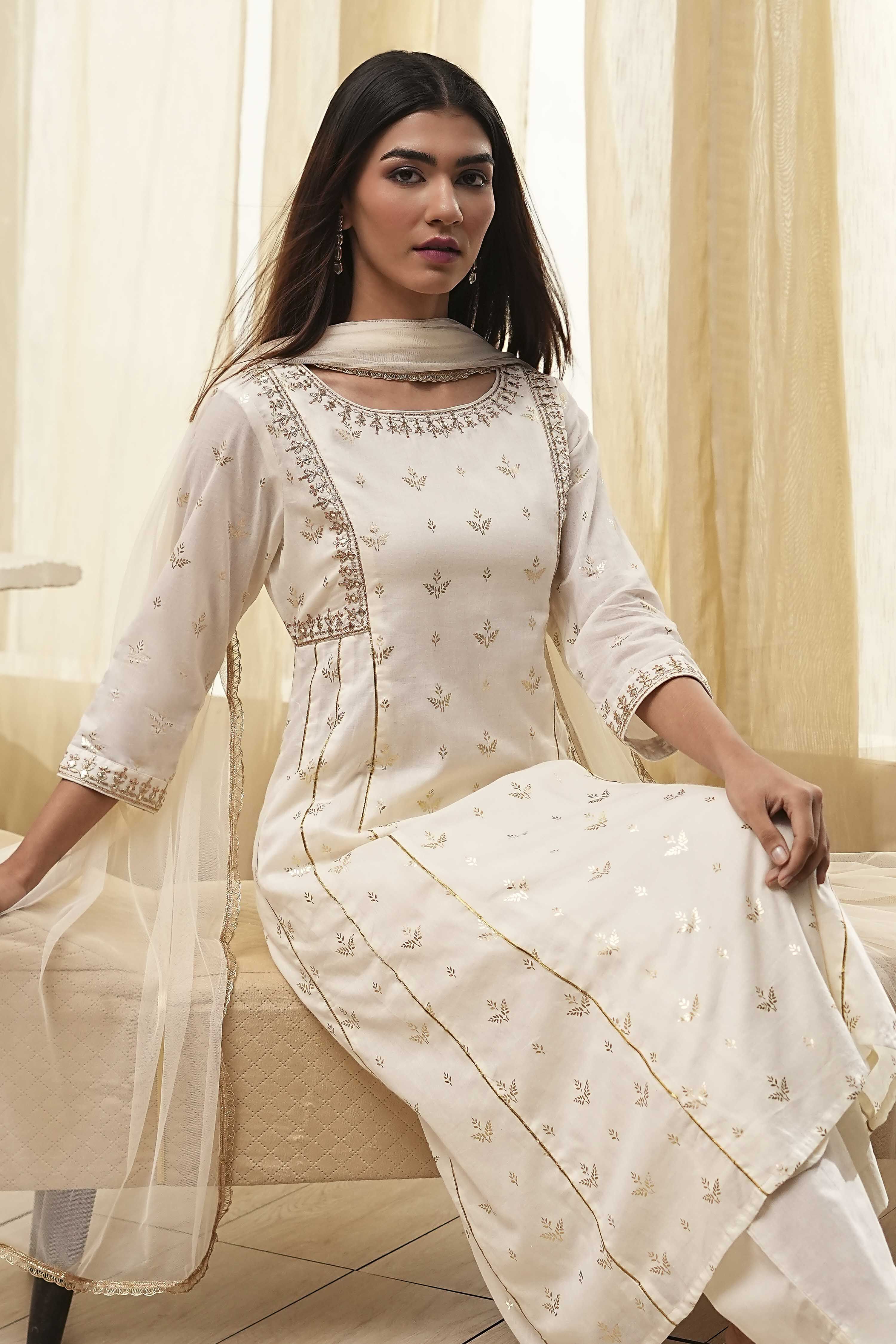 Cream-Colored Cotton Foil Printed Kalidar Suit Set image number 7