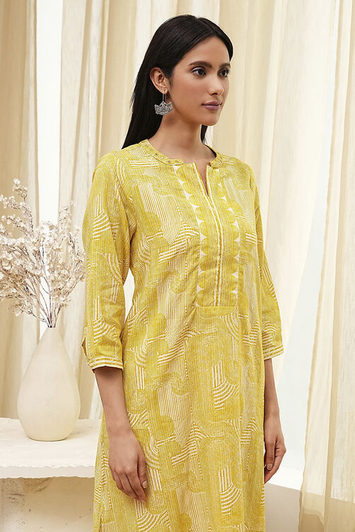 Yellow Cotton Printed Straight Kurta image number 1