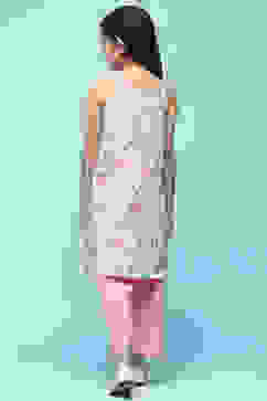 Mint Blue Cotton Yoke Embroidered Kurta With Solid Palazzo image number 4