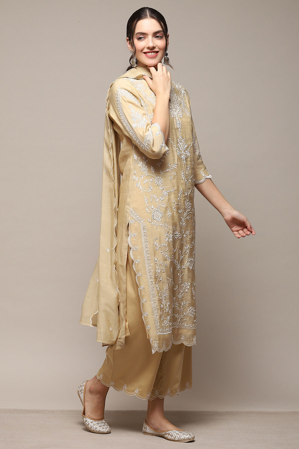 Beige Poly Chanderi Straight Suit set image number 6