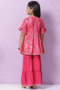 Berry Pink Rayon Flared Printed Kurta Set image number 4