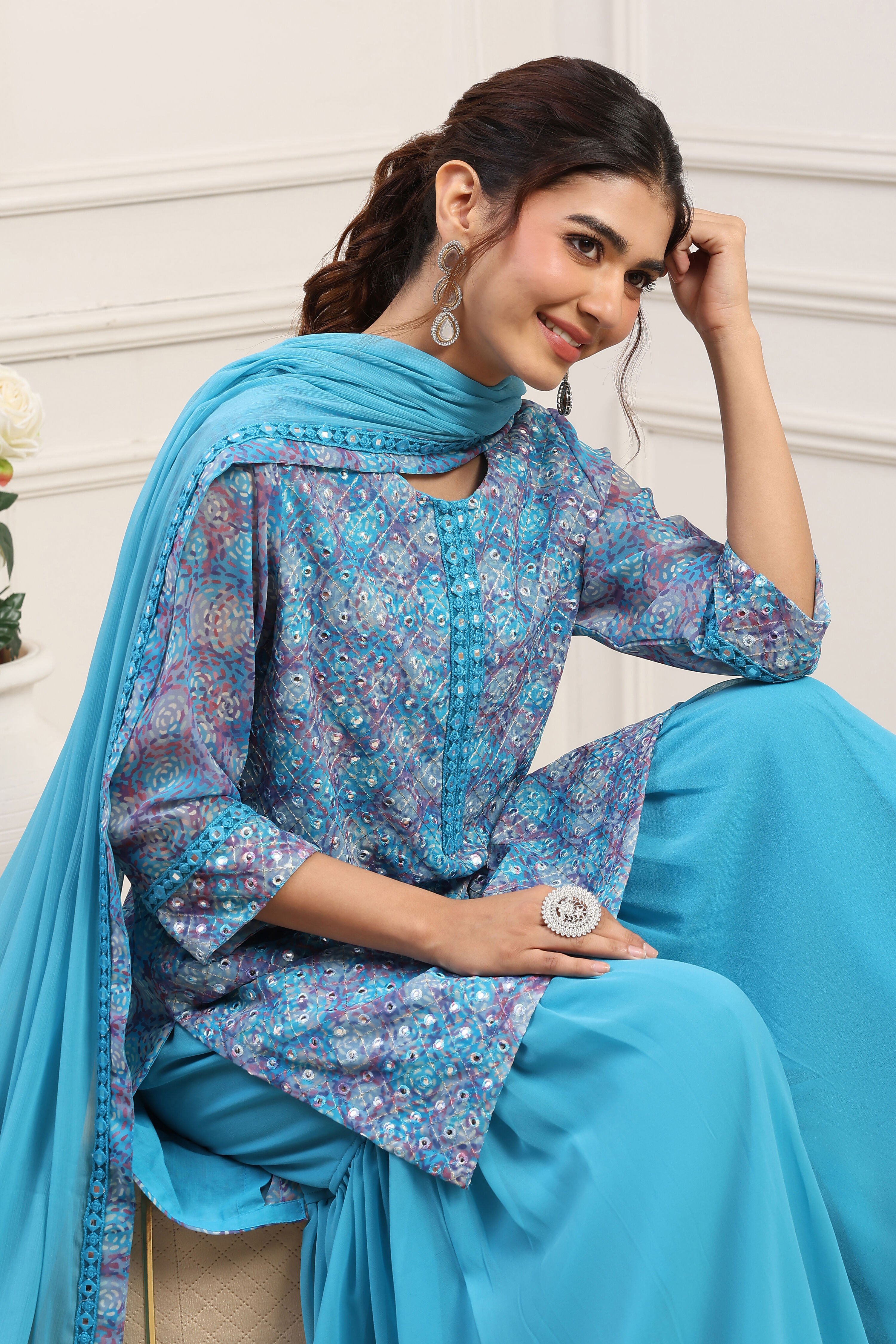 Turquoise Polyester Straight Suit Set image number 6